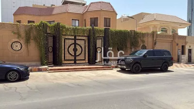 900 sqm land in Al Malqa 11