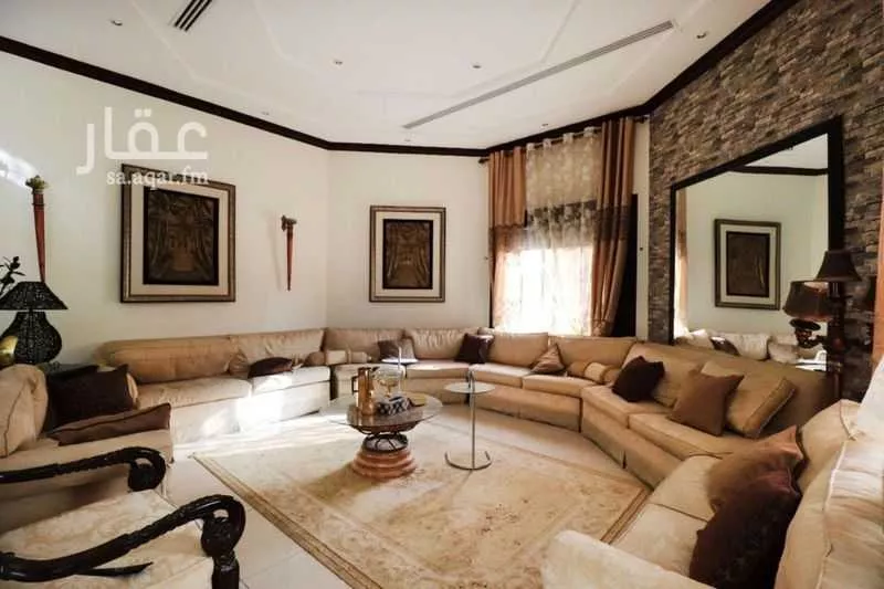 900 sqm land in Al Malqa 7