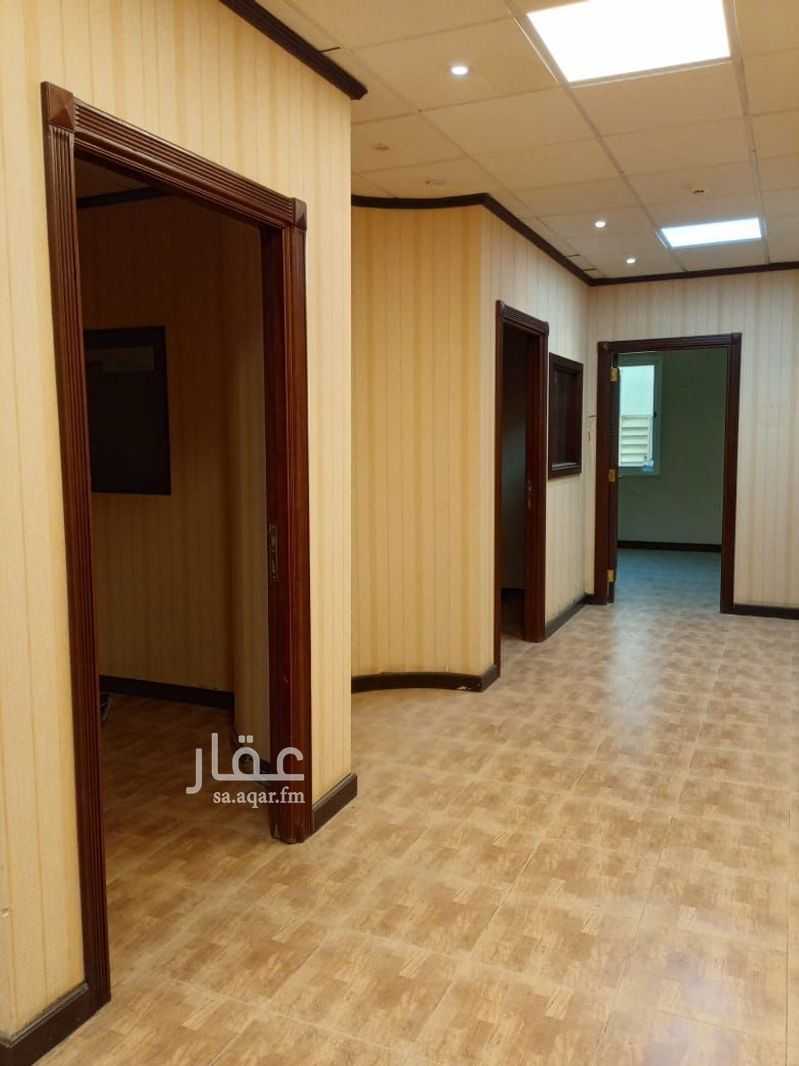 5 bedroom office in Al Murooj, Riyadh 3