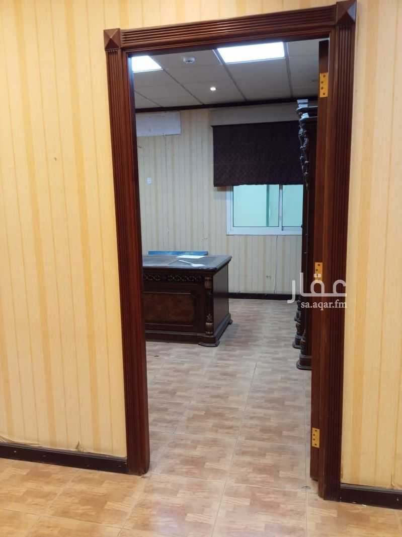 5 bedroom office in Al Murooj, Riyadh 7