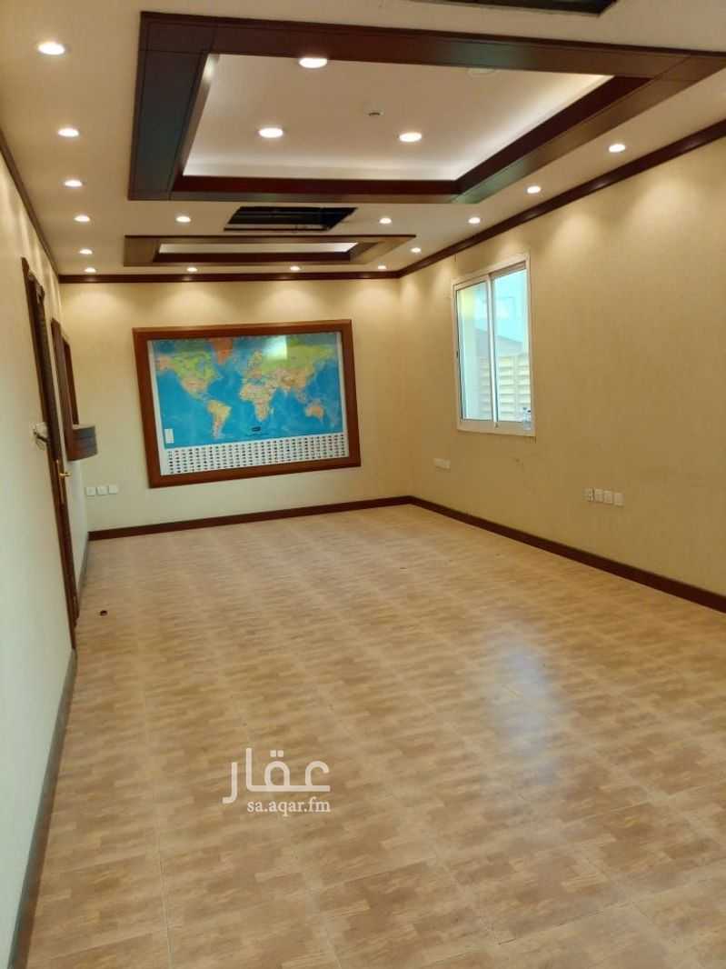 5 bedroom office in Al Murooj, Riyadh 12
