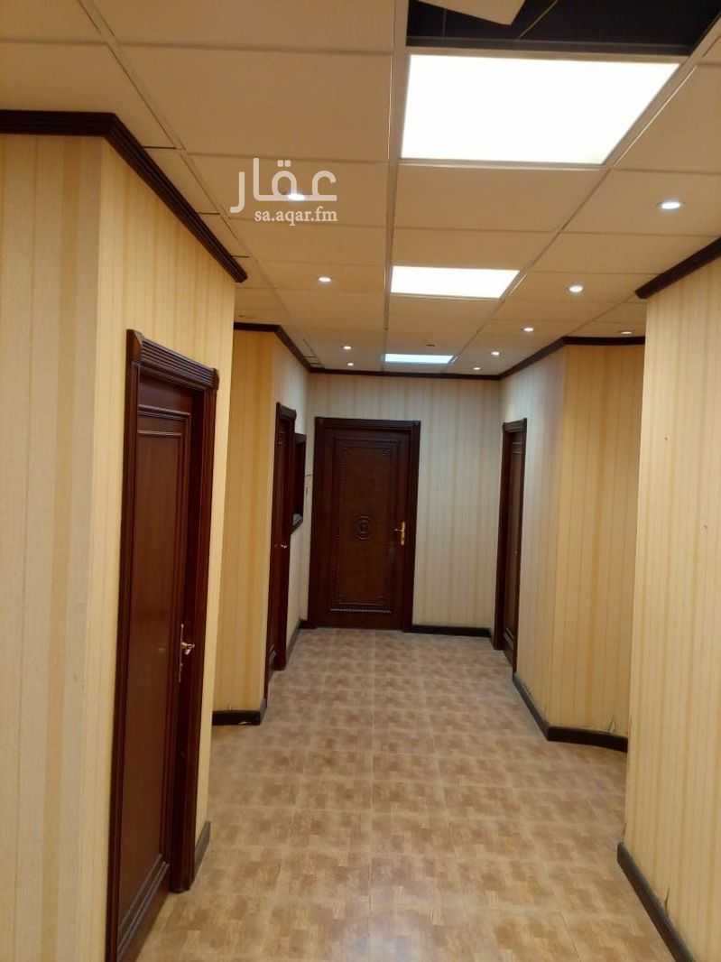 5 bedroom office in Al Murooj, Riyadh 17