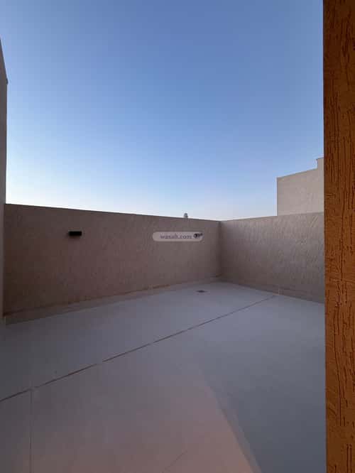 4 bedroom villa in Al Safaa, Riyadh 14