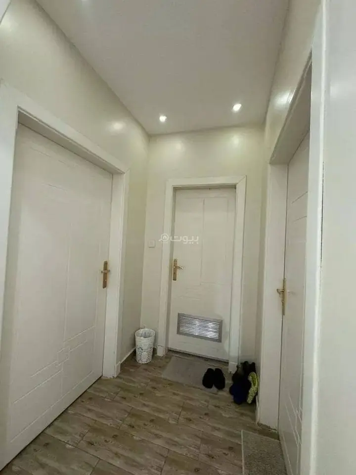 5 bedroom villa in Tuwaiq, Riyadh 18