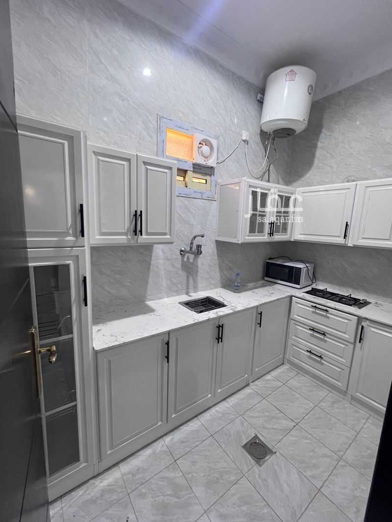 2 bedroom apartment in Al Rawdah, Tabuk 8