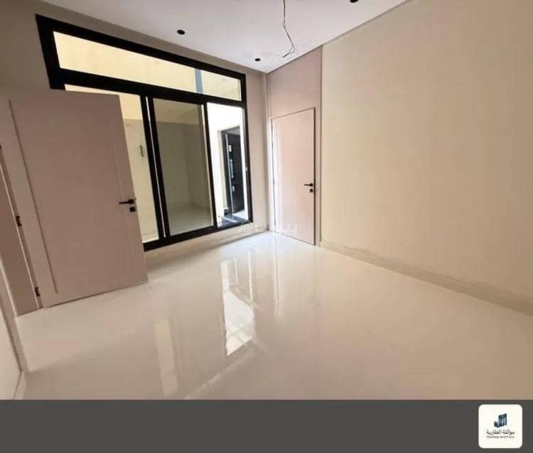 4 bedroom villa in Al Lulu, Eastern Province 2