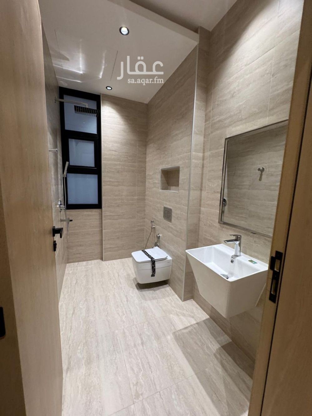 3 bedroom apartment in Ishbiliyah, Riyadh 8