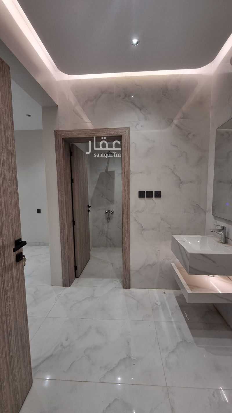 5 bedroom apartment in Al Amn, Qassim Region 2