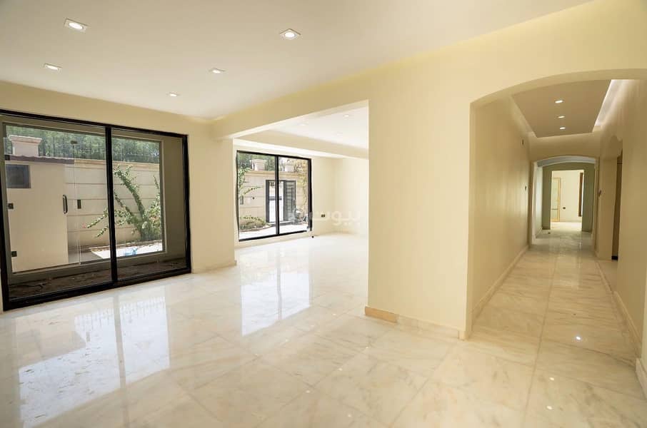 5 bedroom villa in Al Zahra, Riyadh 4