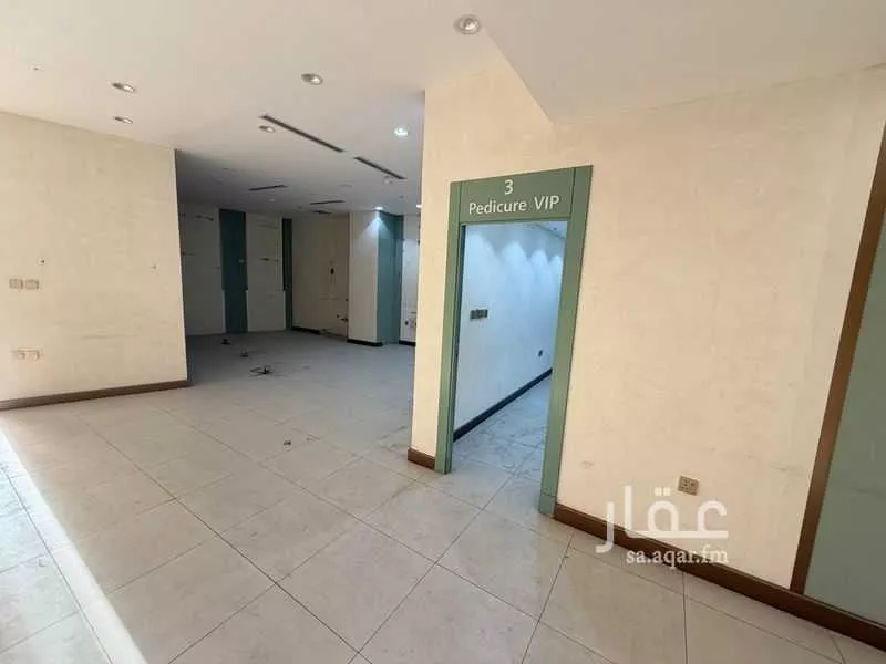 shop in Al Rayah, Madinah 11