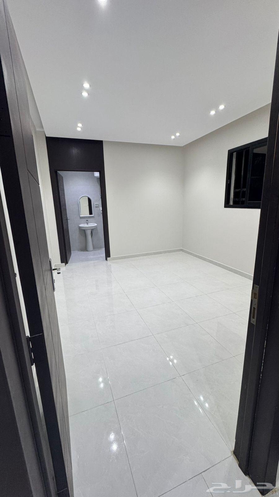 3 bedroom villa in Al Rimal, Riyadh 5