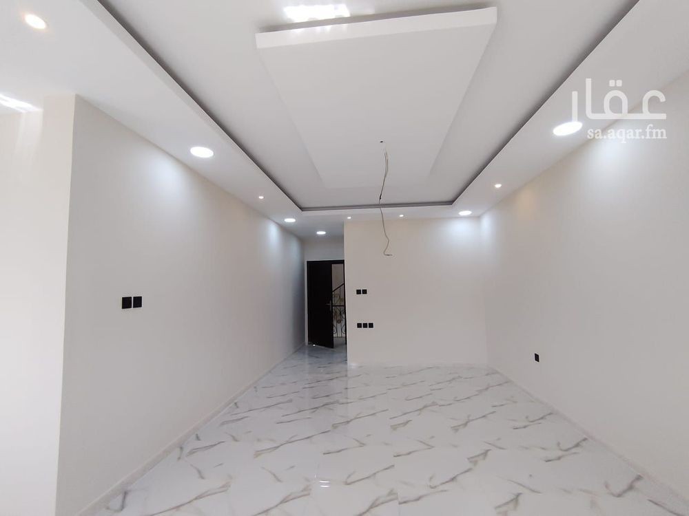 6 bedroom villa in Dahiat King Fahd, Eastern Province 8
