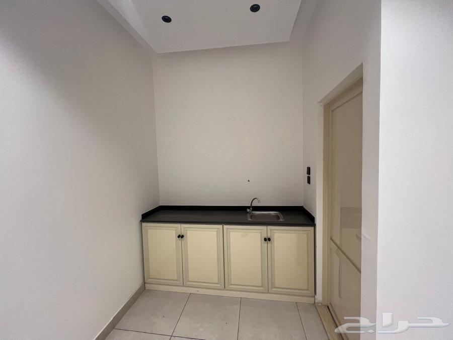 1 bedroom apartment in Al Fadeylah, Jeddah 4