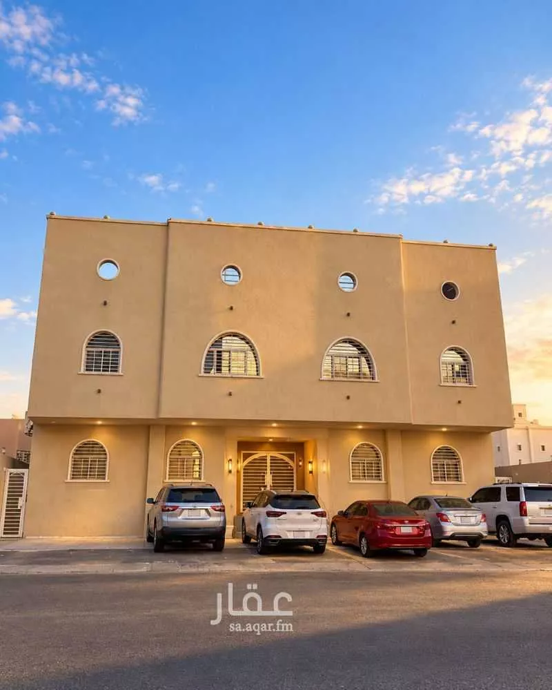 18 bedroom building in King Fahd, Makkah 2