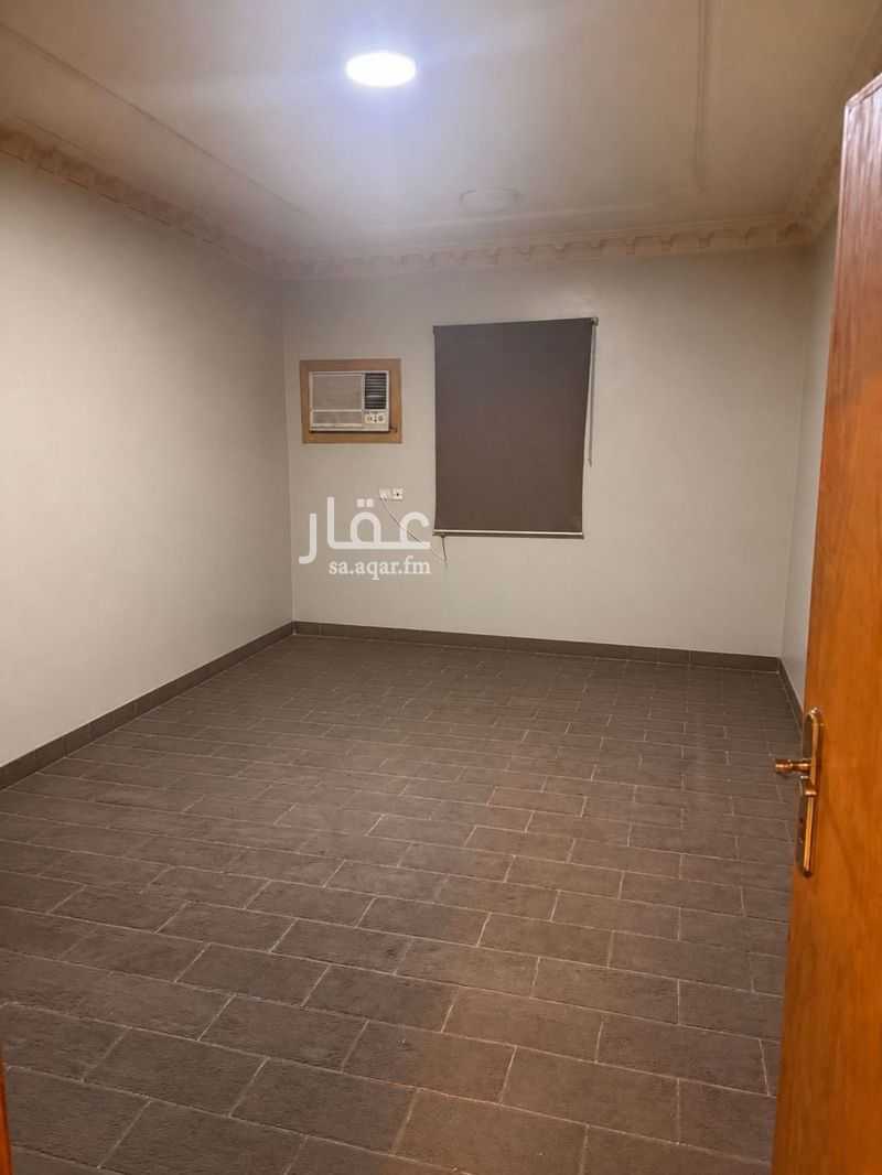 3 bedroom apartment in Ishbiliyah, Riyadh 3