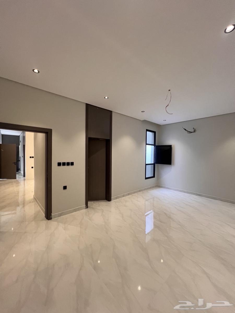 10 bedroom villa in Al Quraynah, Jeddah 9