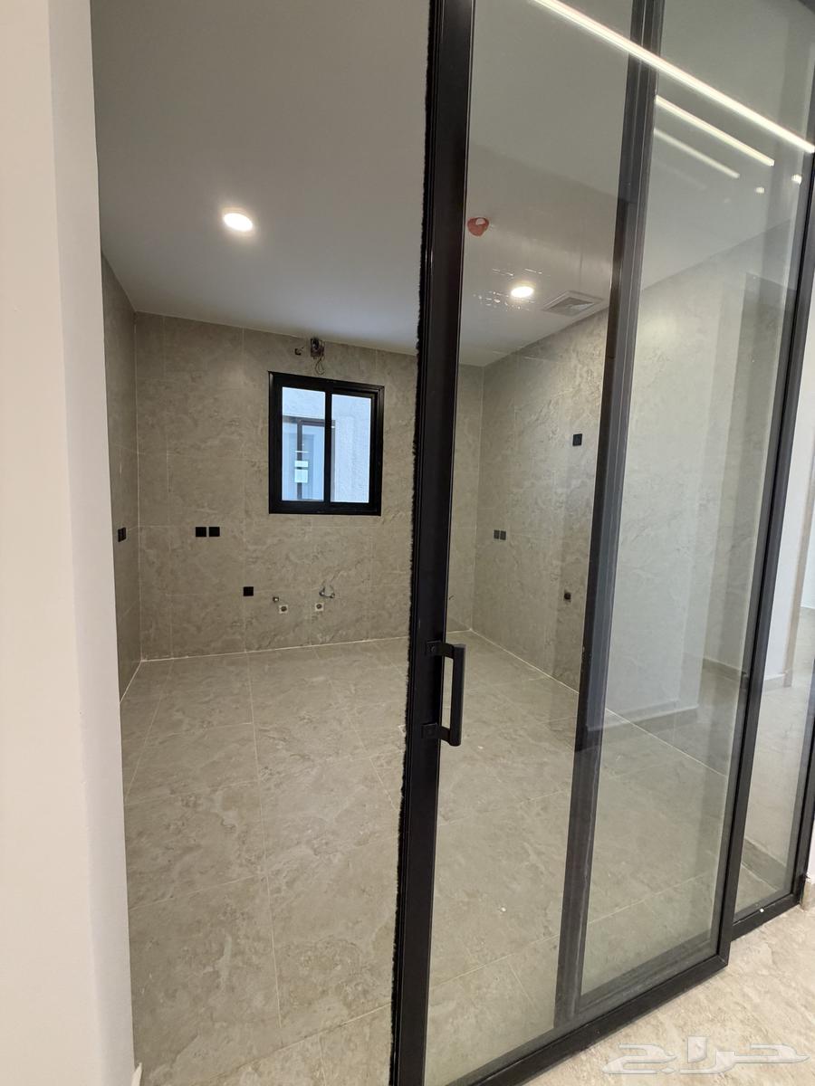 4 bedroom apartment in Al Basateen, Eastern Province 8