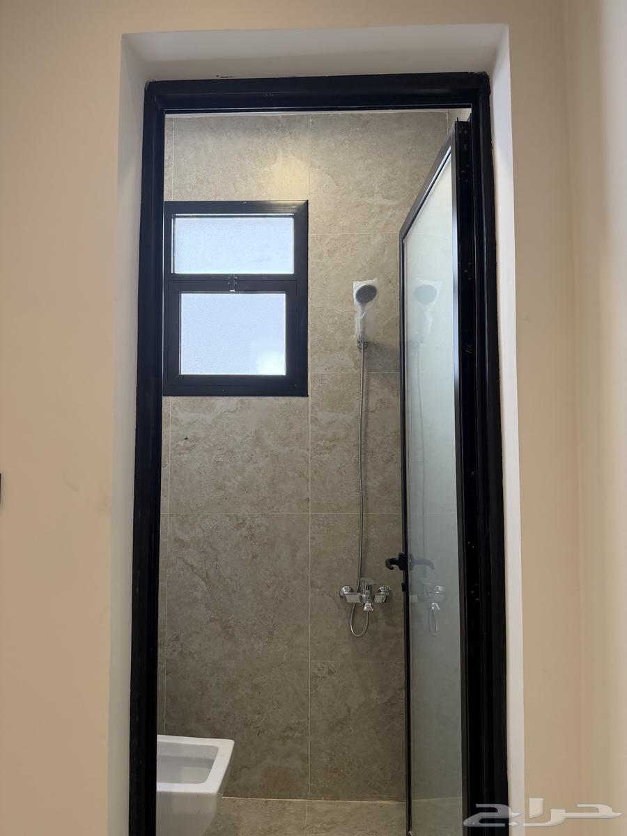 4 bedroom apartment in Al Basateen, Eastern Province 11