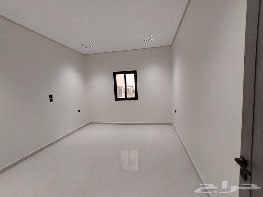 9 bedroom villa in Uhud, Eastern Province 8