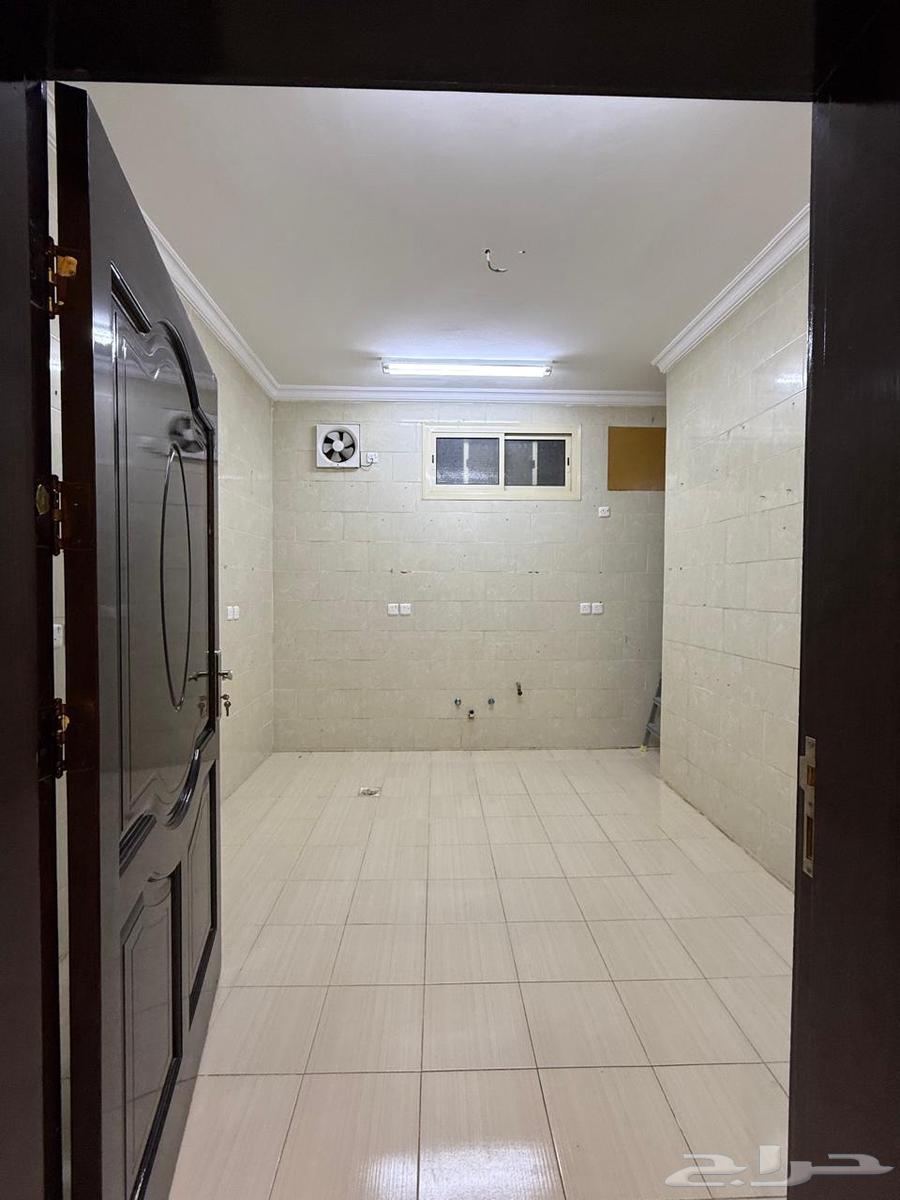 4 bedroom apartment in Al Salam, Madinah 16