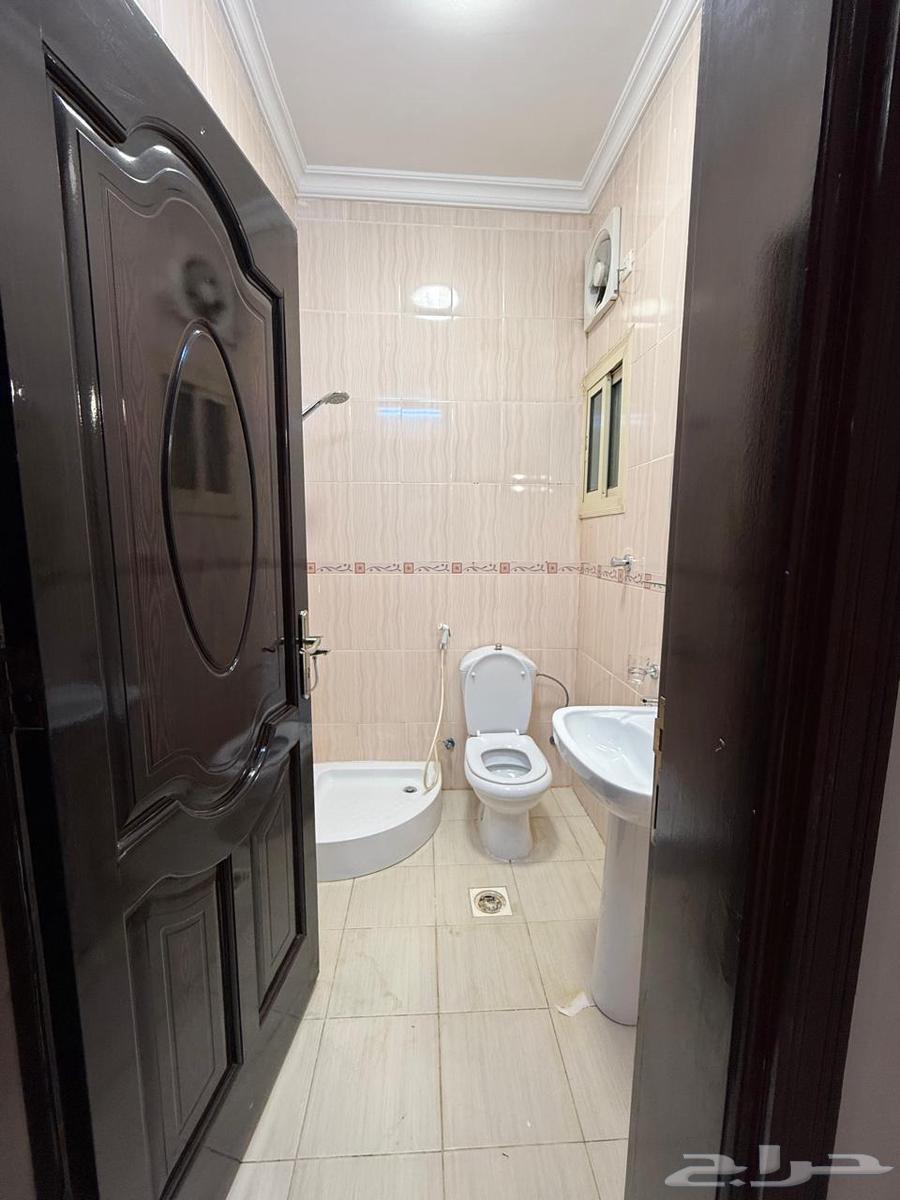 4 bedroom apartment in Al Salam, Madinah 12
