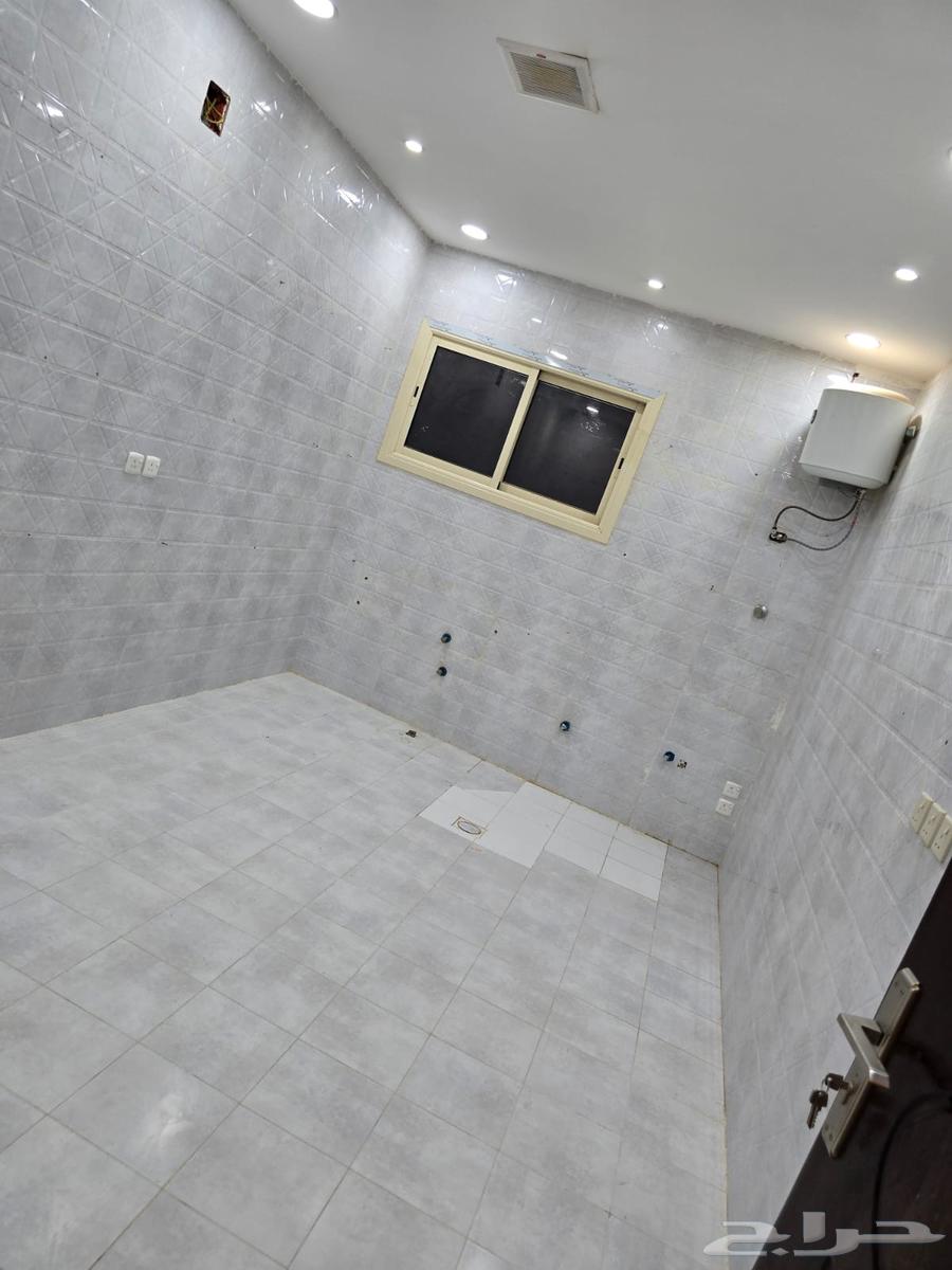 3 bedroom apartment in Al Bayan, Riyadh 7