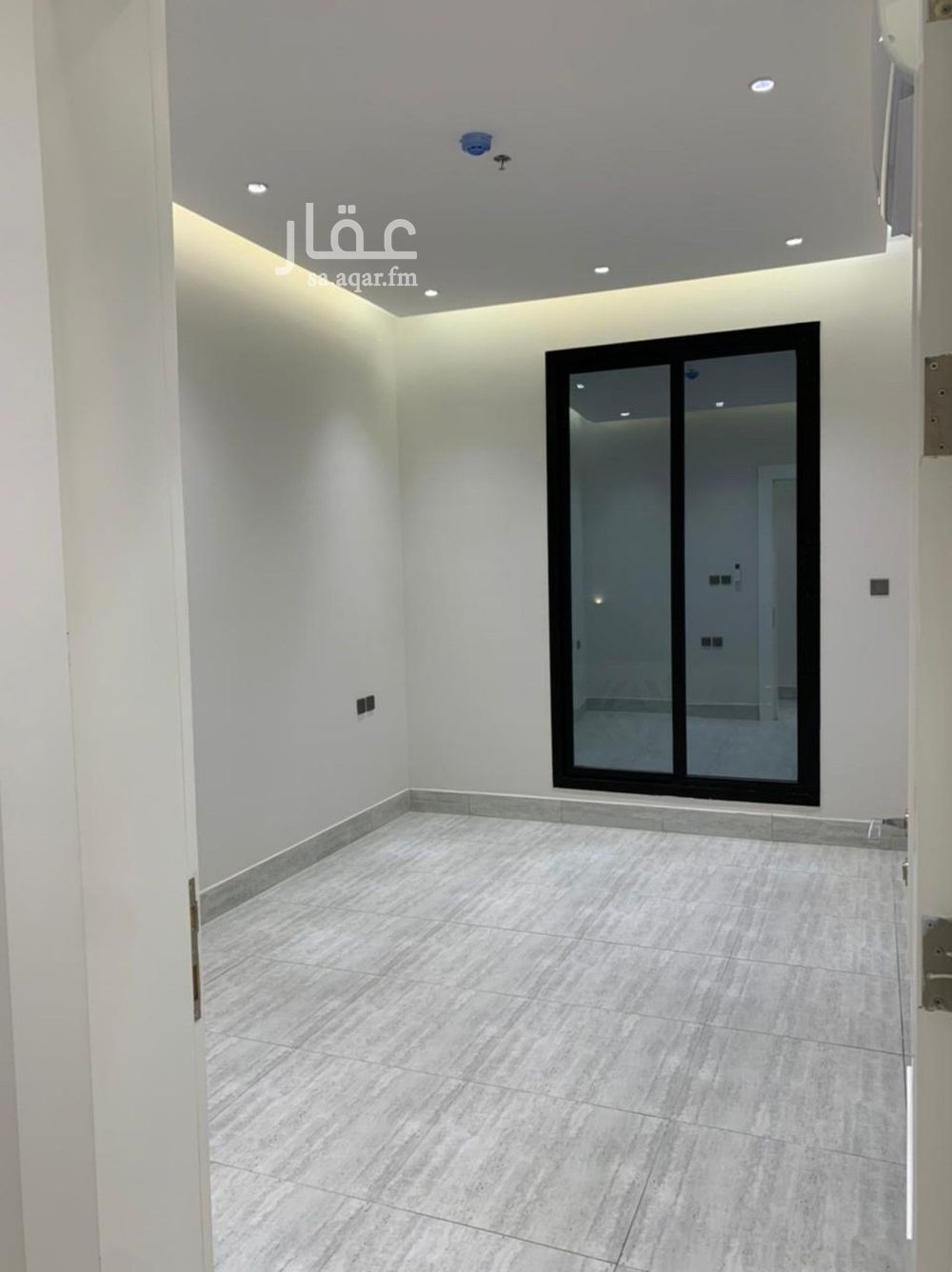3 bedroom apartment in Riyadh 5
