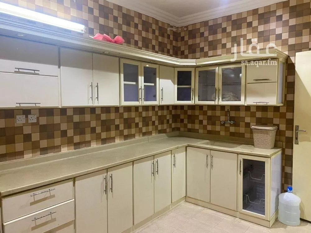 3 bedroom floor in Okaz 21