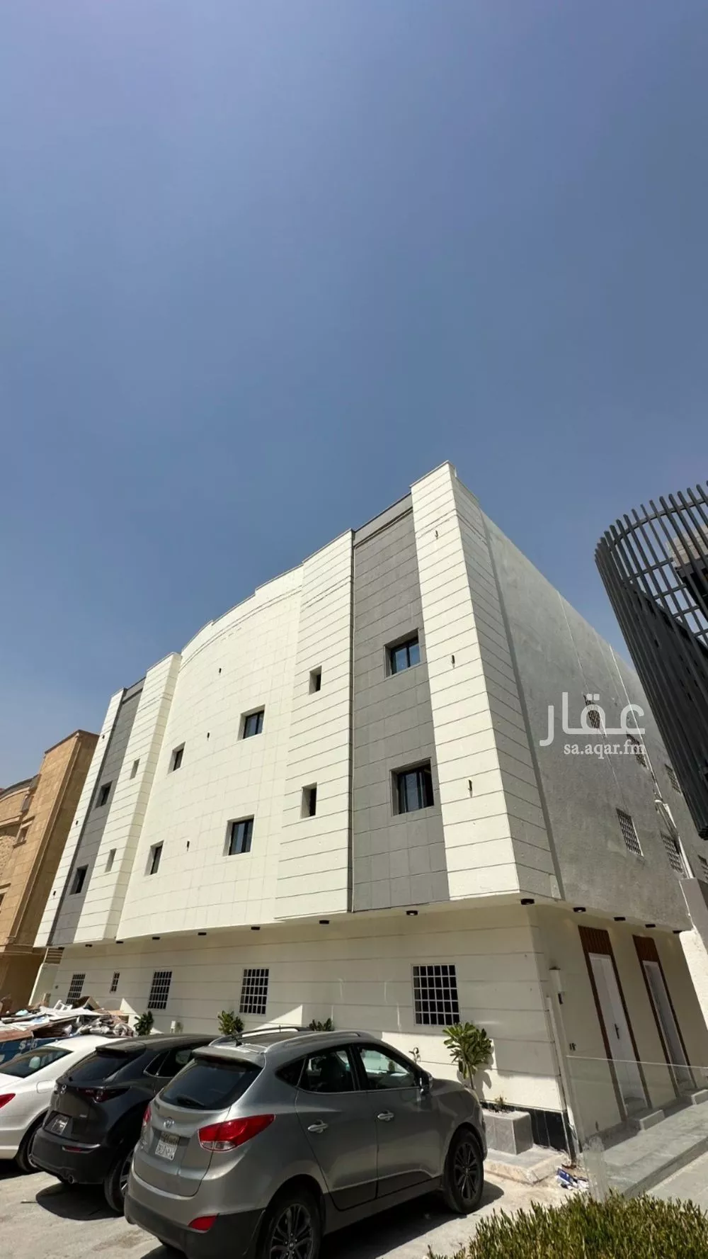 شقة 1 غرف في الملقا 8