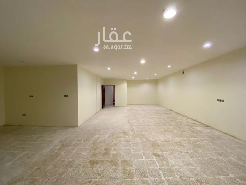 أرض 695 م² في التعاون 6