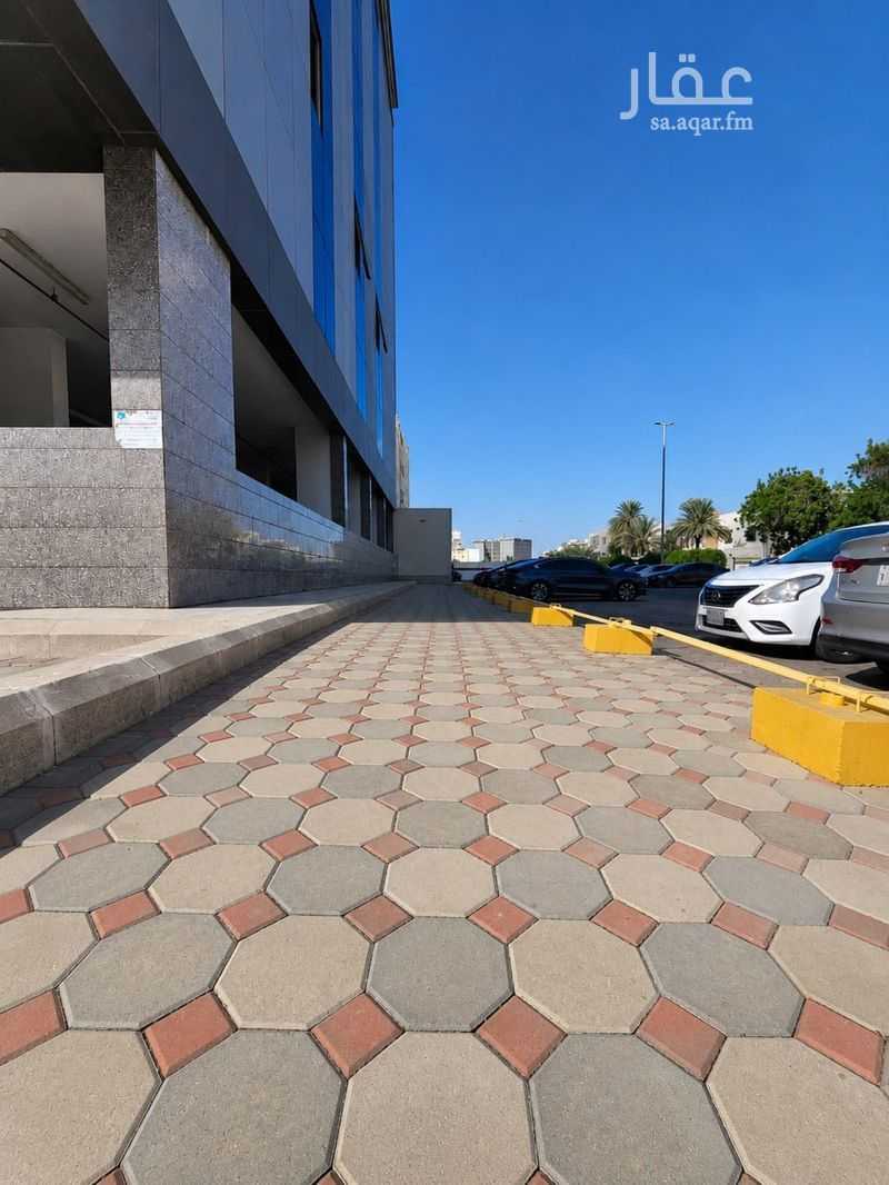 80 bedroom building in Al Hamra, Jeddah 7