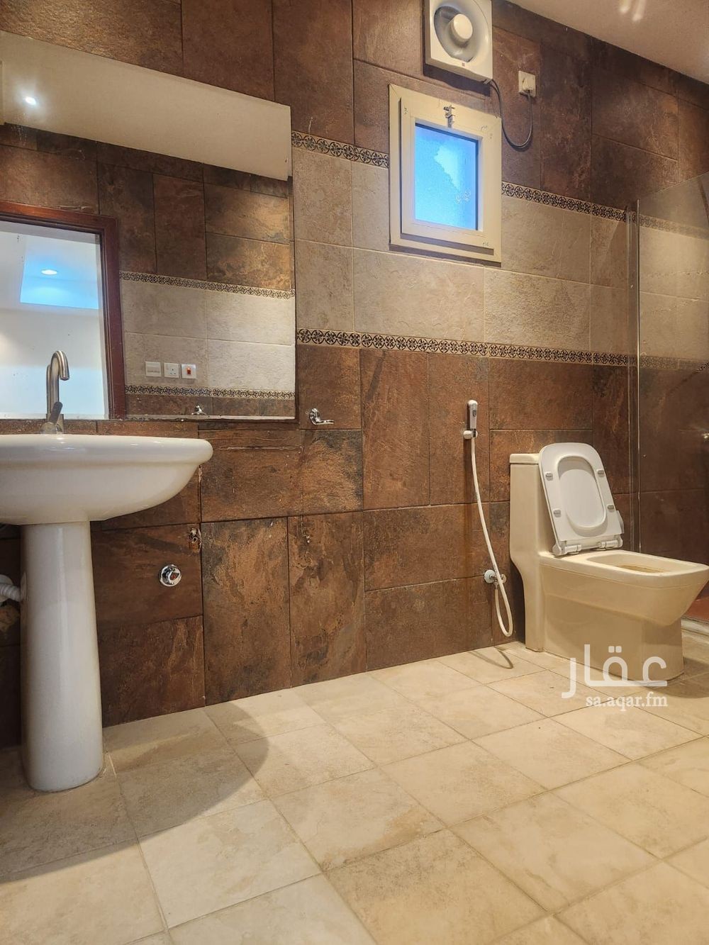 4 bedroom villa in Al Zahra, Jeddah 11