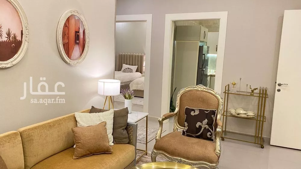 3 bedroom apartment in Al Malqa 15