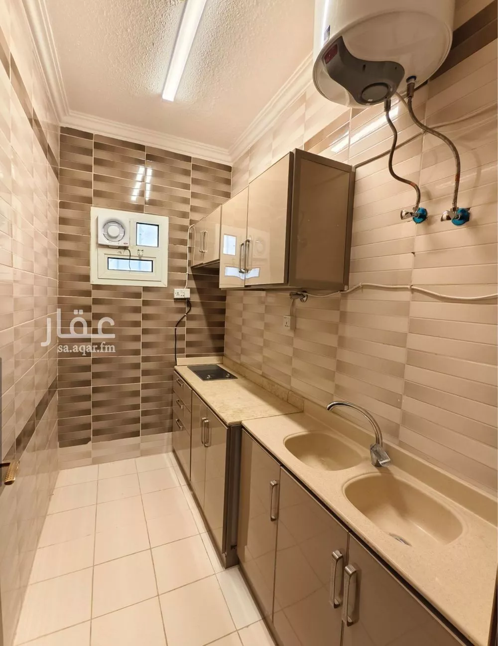 شقة 2 غرف في الملقا 3