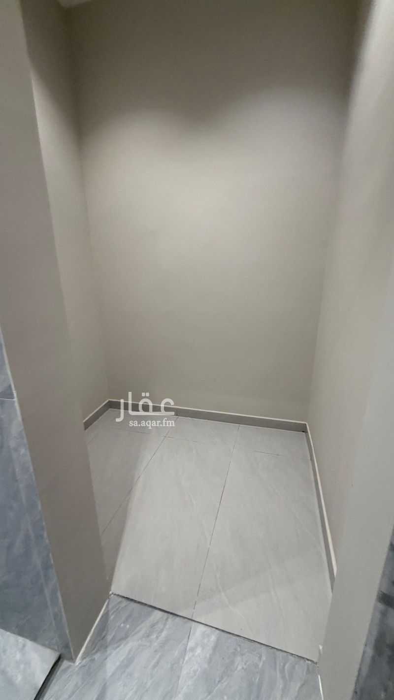 4 bedroom apartment in Ash Shulah, Eastern Province 10