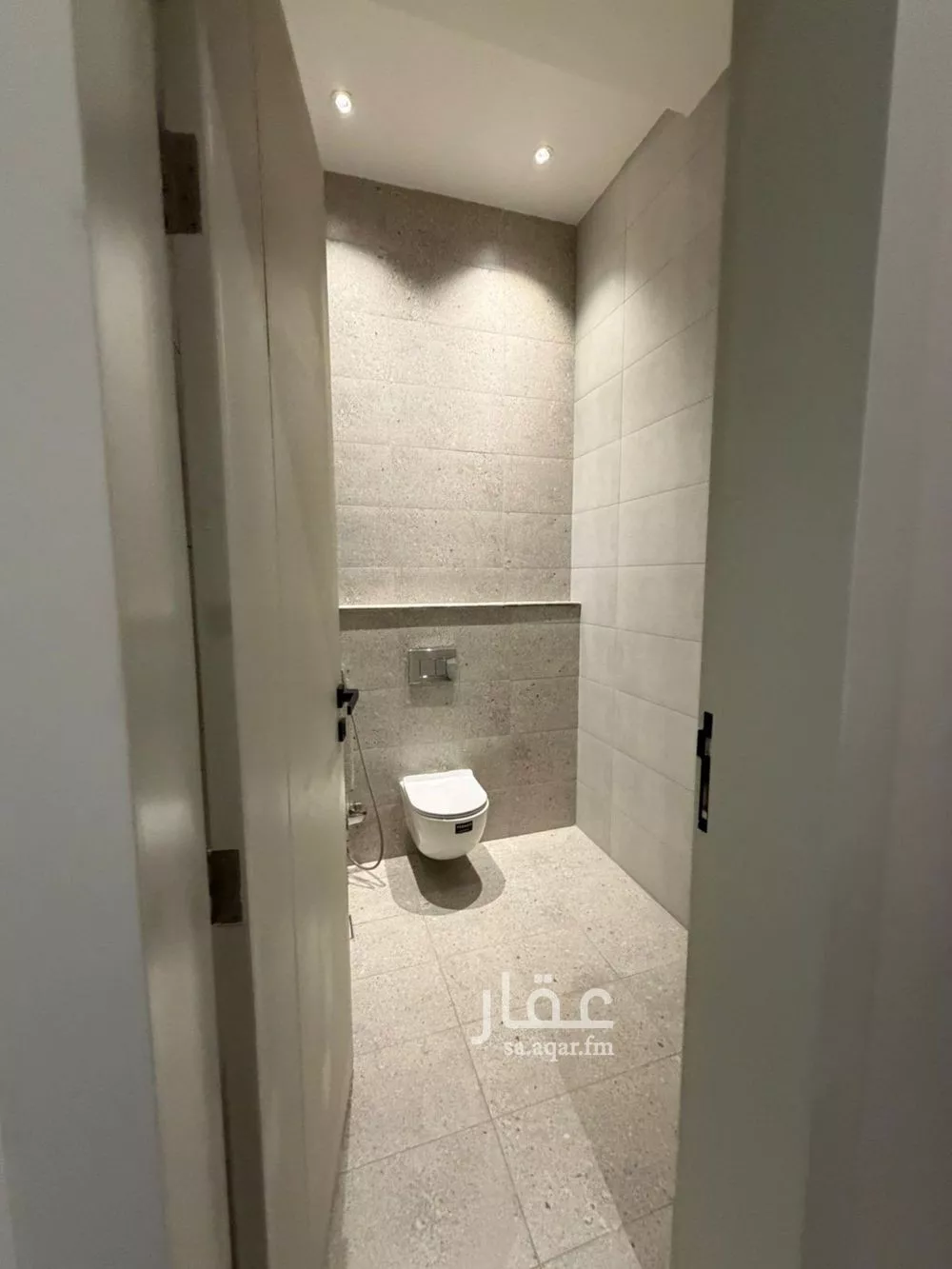 4 bedroom apartment in Al Aridh 13