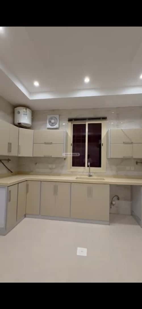 3 bedroom apartment in Al Yaqout, Jeddah 6