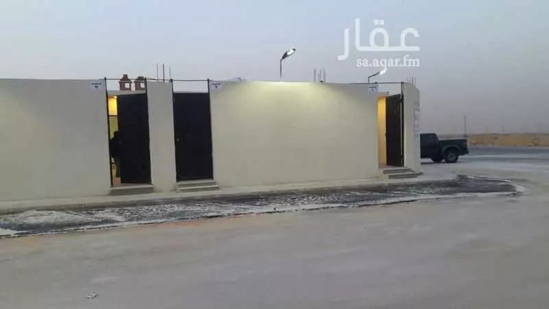 900 sqm land in Al Mahdiyyah 2