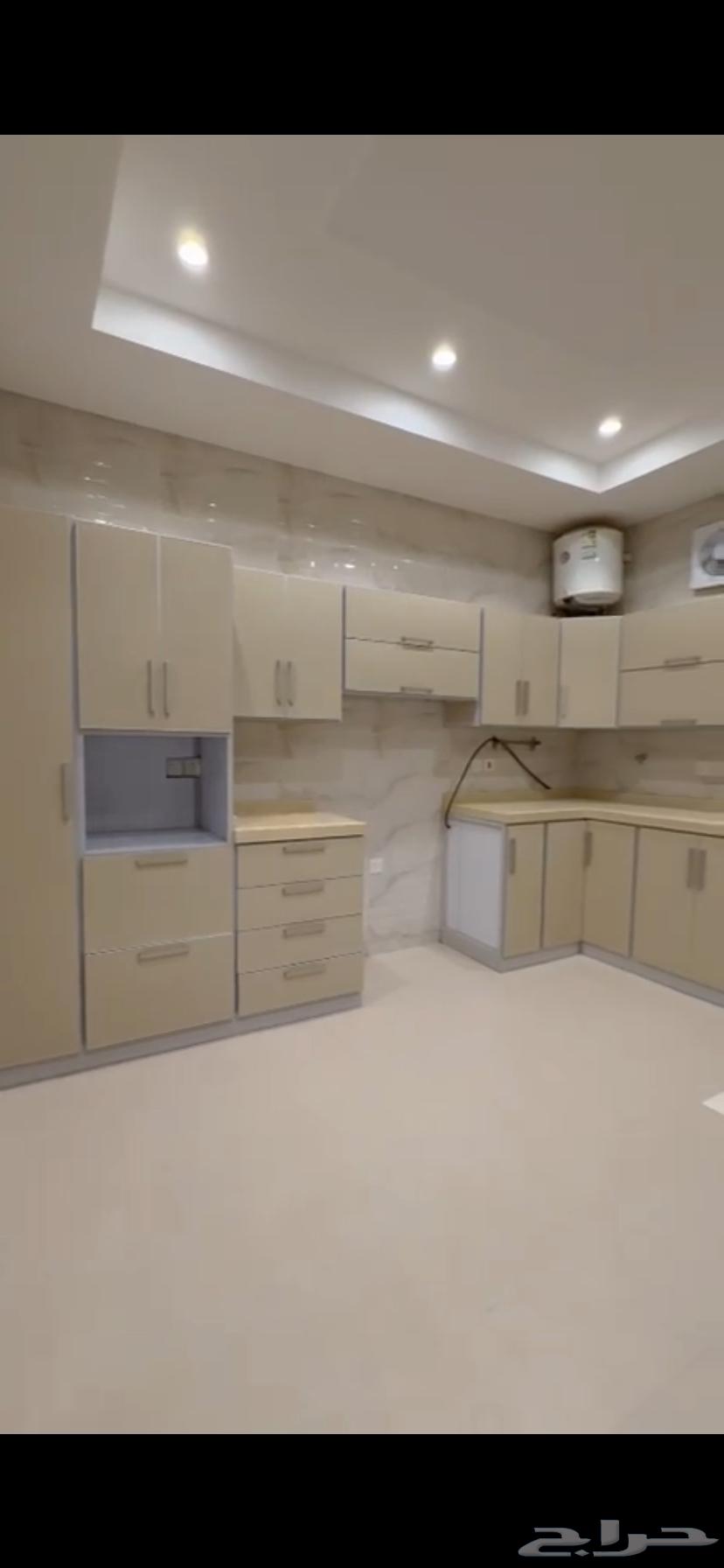 3 bedroom apartment in Al Yaqout, Jeddah 10