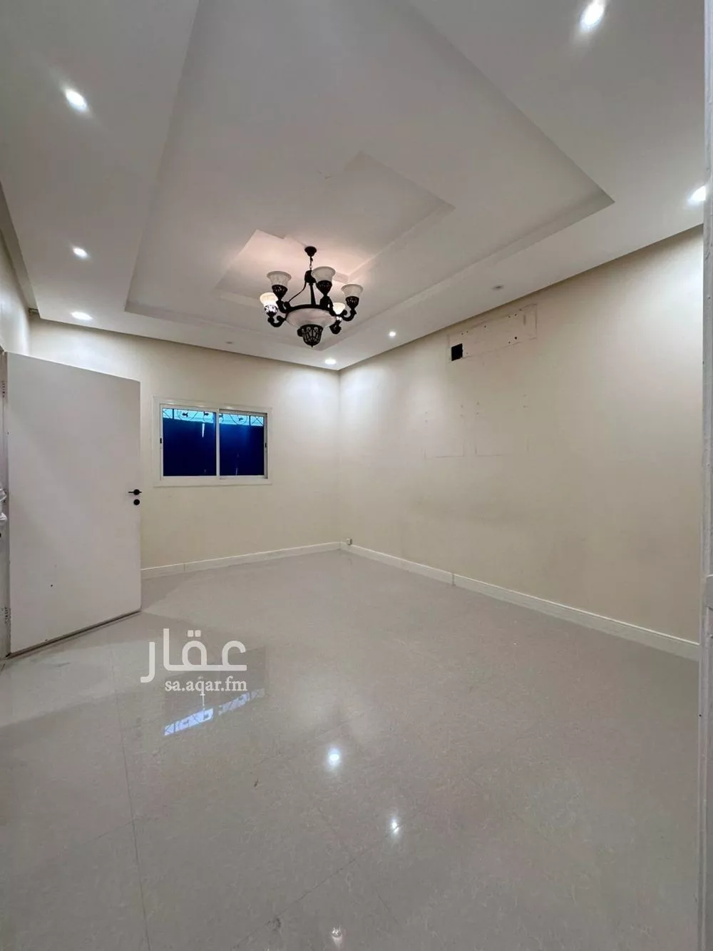 3 bedroom floor in Al Yarmouk 2