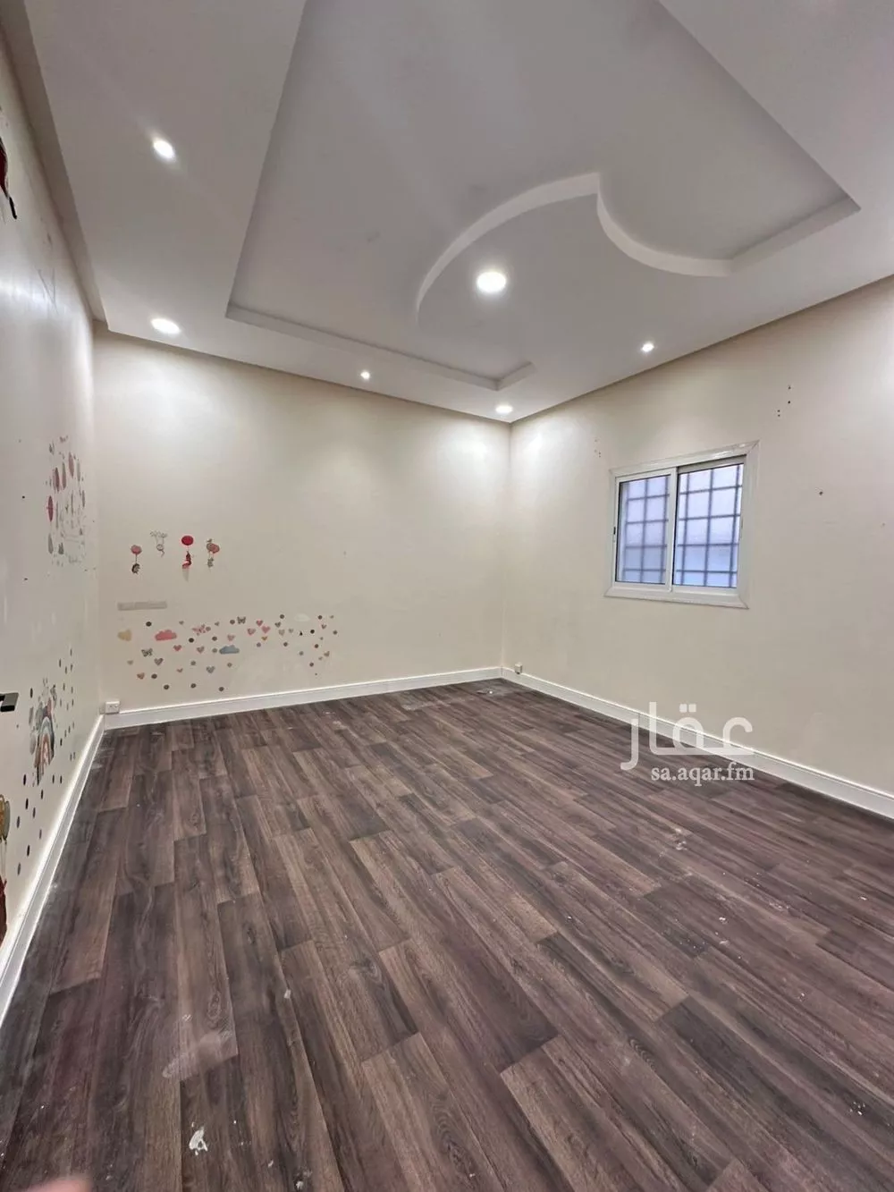 3 bedroom floor in Al Yarmouk 5