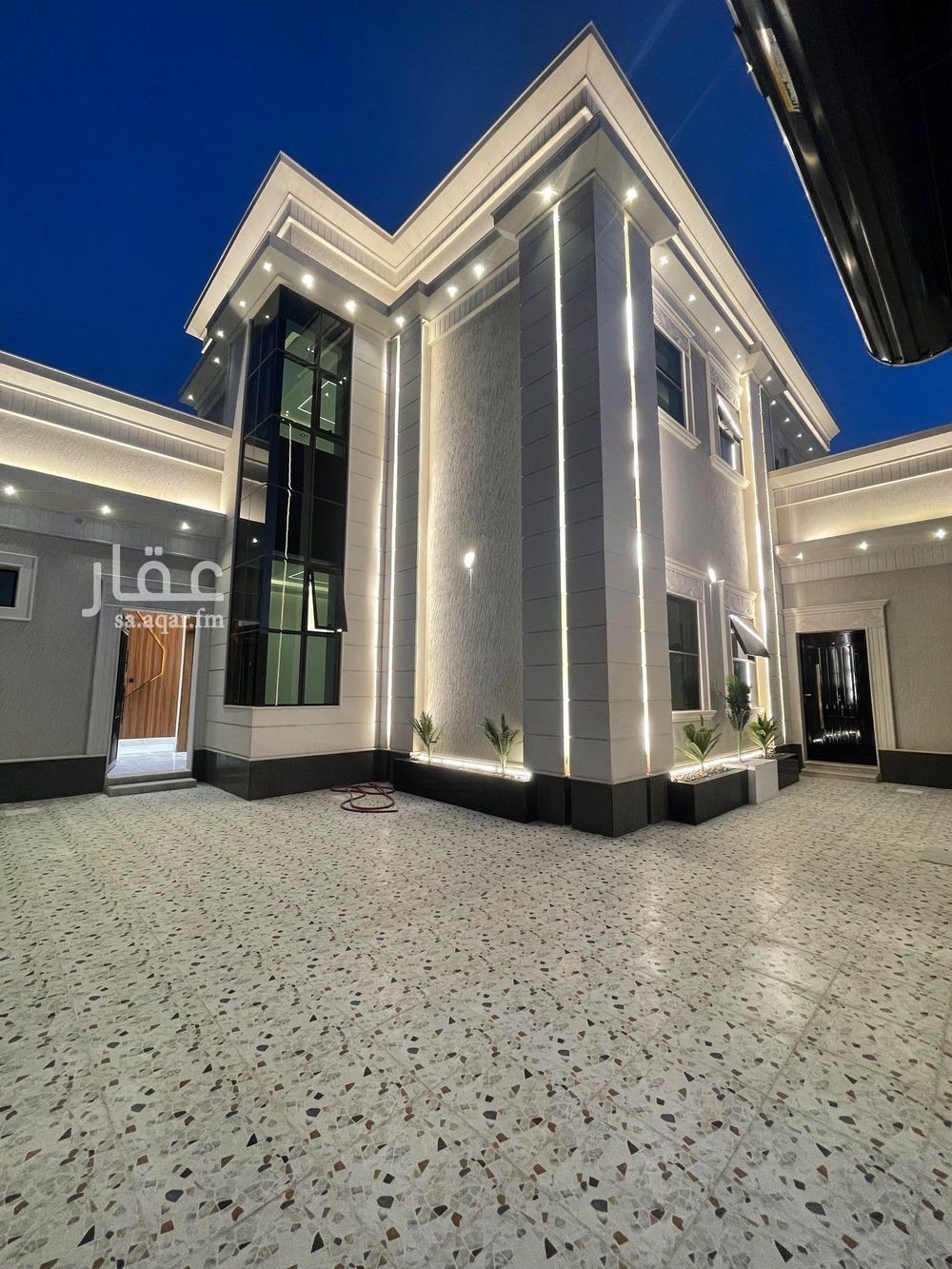 12 bedroom villa in Al Yarmouk, Hafar Al Batin 3