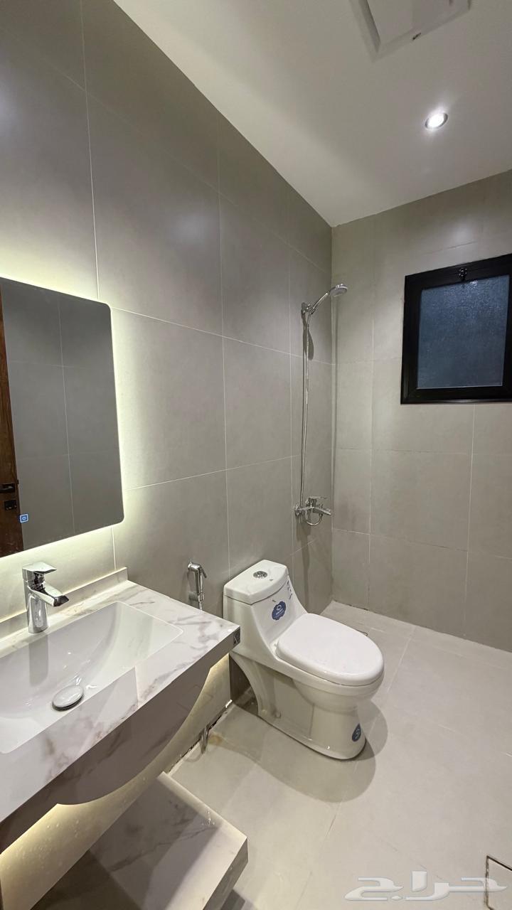 5 bedroom apartment in Industrial City, Madinah 12