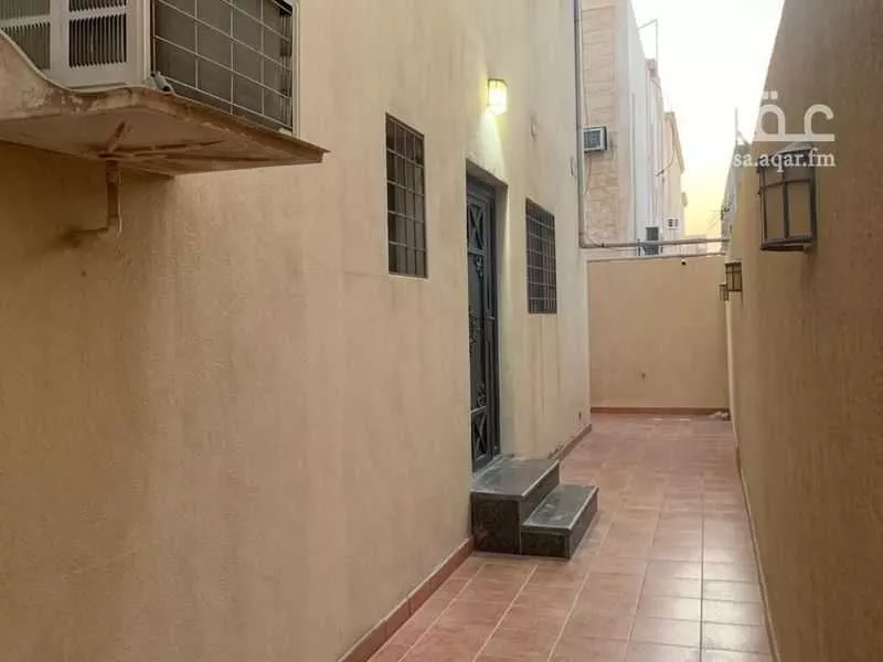 7 bedroom villa in Al Khuzama 14