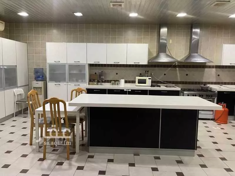 7 bedroom villa in Al Khuzama 7