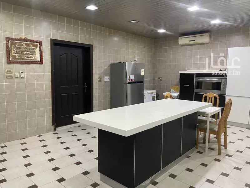 7 bedroom villa in Al Khuzama 8