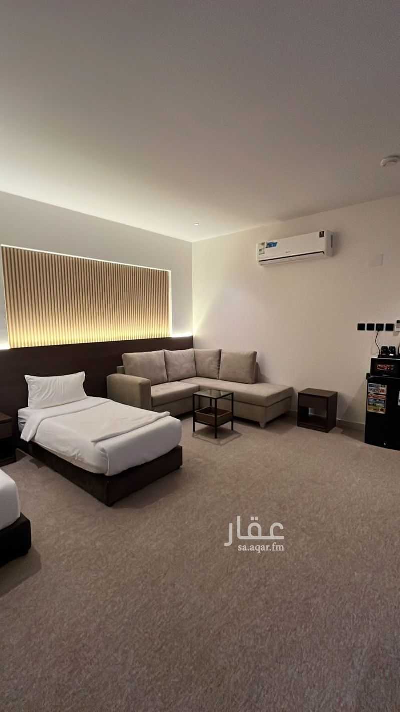 40 bedroom building in Bani Abdulashhal, Madinah 13