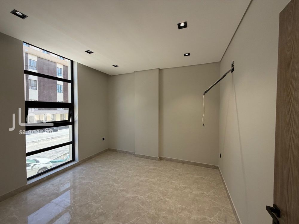 3 bedroom apartment in Al Basateen, Eastern Province 11