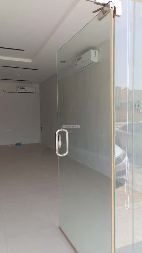 shop in Al Aridh, Riyadh 8