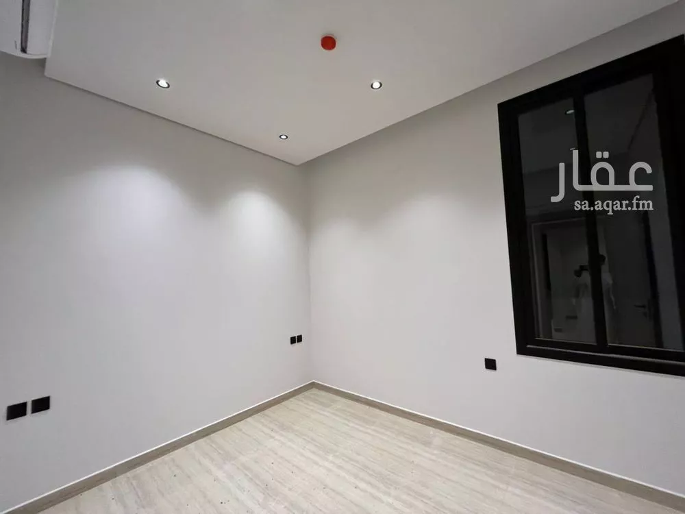 3 bedroom apartment in Al Mahdiyyah 4